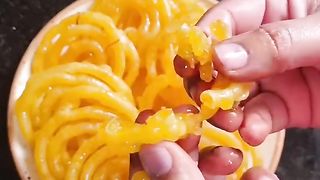Pakistani and indian Jalebi recipe..