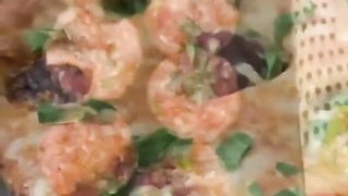 Пирог с фрикадельками