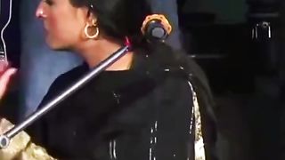 Jyoti Nooran Angry Mood #nooransisters #live.