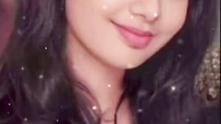 Aradhya bacchan  looking ❤️❤️ #trending #bollywood #viral #love.