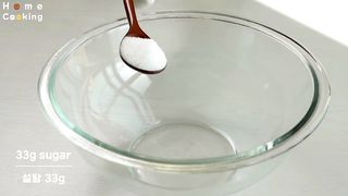 Sweet and Chewy Snack :: Rice Cake and Chocolate Sauce Recipe