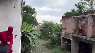 Money_Heist_vs_Police____15.0_#moneyheist_#parkour_#police_#bubblesgangz_#shorts_#bubblesmotion(360p).