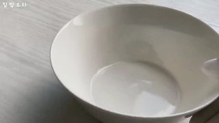 [3 Ingredients] Easy way to make chewy chocolate pie