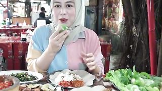 Makan makan 3