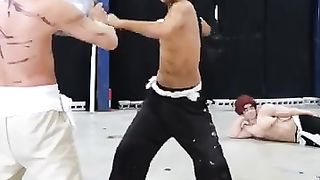50段の瓦をせんべいのように割る男【実写版・範馬勇次郎】#zoolander_#sigma_#shorts(360p)