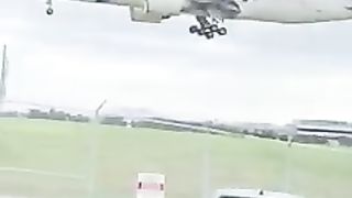 Aeroplan landing in the green