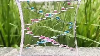 Ⓜ️Product Link in Comments!Ⓜ️ Two-color Crystal Oil Leak Hourglass.