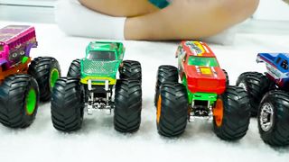 Vlad and Chris learn to share toys playing with  Wheels RC Monster Trucks
