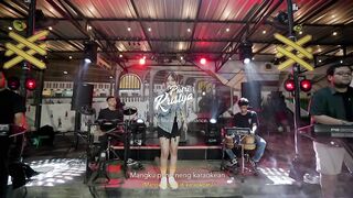 Putri Kristya - MANGKU PUREL -Official Live Music