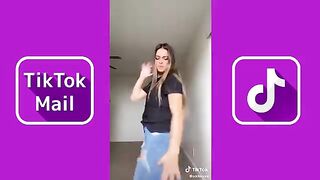 Tiktok dance challenge 2022