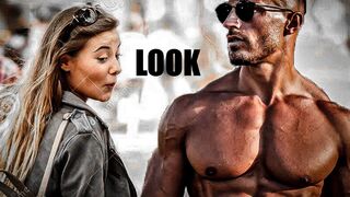 When Bodybuilders Go Shirtless In Public!