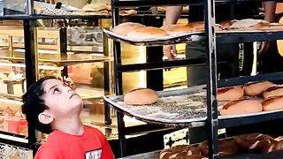 Child hungry