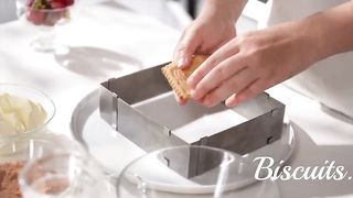 Chocolate cake in 5 minutes! Everyone is looking for this recipe! No baking, no gelatin!