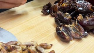 Dry fruits roll