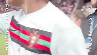 voila pourquoi ishowspeed a détruit sa carrière sans faire exprès finis les photos avec Cristiano.