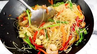PERFECT SINGAPORE NOODLES - BETTER THAN TAKEOUT