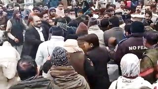 Zulam ki Inteha PTI workers burewala par