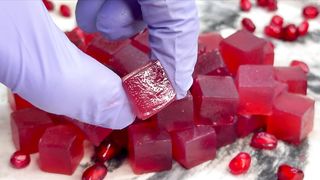 easy gummy candy recipe | pomegranate gummy candy | red gummy candy