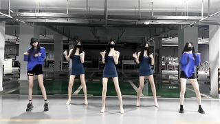 All legs # fabulous body # Do you like that body # long legs # full screen long legs