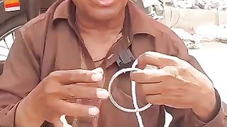Kia Tara gira daltay hain