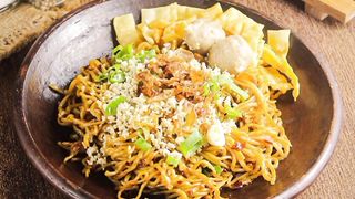 Mie Pedas