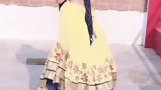 छम्मक छल्लो ????????.