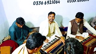 Sraiki song new vedio