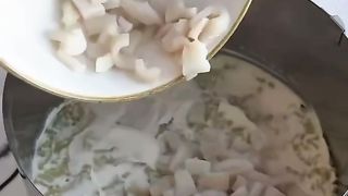 Слоёный салат с креветками
