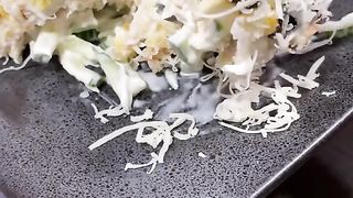 Салат с черносливом 2
