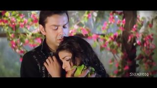 Barsaat_Ke_Din_Aaye___Barsaat__2005____Bobby_Deol___Priyanka_Chopra___Rain_Song___Filmigaane(480p).