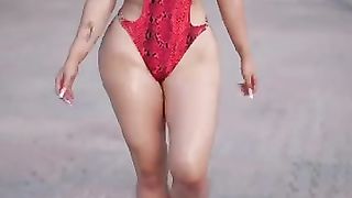 Christie McCarthy Plus Size Model ｜ Curvy model Fashion