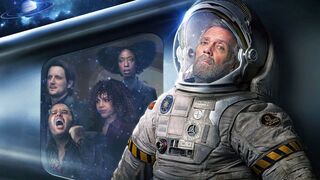 A spaceship that becomes a hotel for the rich breaks