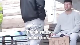 Homeless man helps another homeless man ????❤️