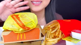 ASMR MCDONALD'S FEAST of CHICKEN NUGGETS, CHEESEBURGER, FRENCH FRIES (EATING SOUNDS) ASMR Phan
