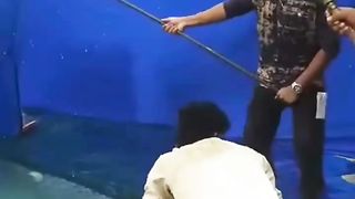 #shorts Pichhe wala banda kya dekh raha????????‍♂️ - Yashomati maiya ke nandlala - VINAYAK VISION FILMS