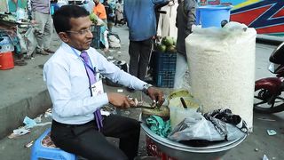 The Smart Jhal Muri Maker _ Bangladeshi Street Food