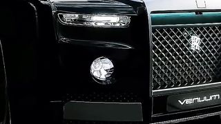 Rolls-Royce Wraith Apollo Venuum Black,looks like in Villa Garage@Auto Luxurious.