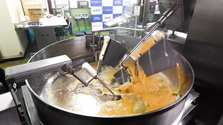Giant Fried Rice Machine 巨大炒飯マシーン Food Industry Machines in Japan 食品加工機械 餅つき機 チャーハン 中井機械工業