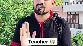 Teacher_????‍????_Vs_Student_????????___Viral_Comedy_Short_Video_#priyalkukreja_#shorts_#ytshorts_#comedy(360p).