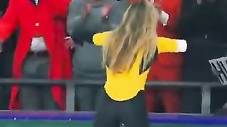 Jutta Leerdam powerful women sports speed skater #shorts #sports
