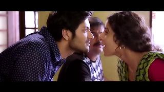 Tu_Full_Video_Song___Bobby_Jasoos___Vidya_Balan___Papon___Shreya_Ghosal(360p).