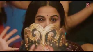 Tumhari_Sulu____Hawa_Hawai_2.0__Video_Song___Vidya_Balan___Vidya_Balan,_Neha_Dhupia___Malishka(360p).
