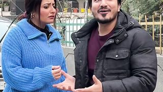 Haalaat Romantic Bana dete hai???? #shorts #comedy #funny #memes #jokes #jahaann-oRl8FQktbHg-720p-1704296737.