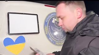 БУДАНОВ  ПОСРЕЩА ВЪРНАТИ ПЛЕННИЦИ