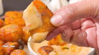 CRISPY SPICY ROASTED POTATOES
