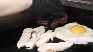 Two Women makes a lot Grilled Sandwiches in a small Trailer _ American Street Food in Berlin