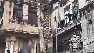 Jo mili hai wo hi doulta sy mili