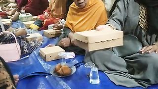 Pengajian rutin  ! Pembacaan shalawat nariyah + pembagian nasi kotak