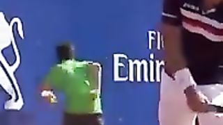 Les_funniest_fails_in_sports_history__via_@tennistv_@jackktierney_(240p).