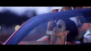 Demi_Lovato_-_Cool_for_the_Summer__Official_Video_(360p).